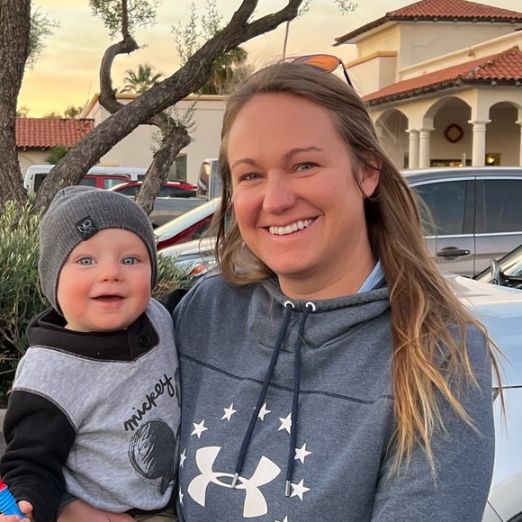 Meet your Posher, Brooke - Picture 2 of 2